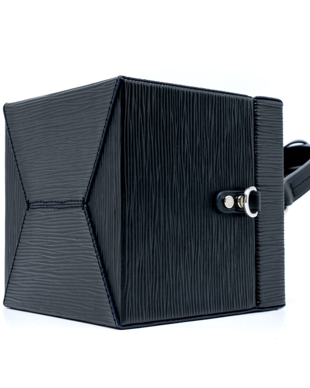 AAA Replica Louis Vuitton LV BLEECKER BOX BAG EPI BLACK SHW