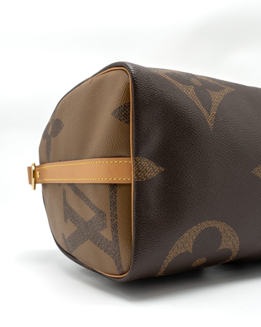 AAA Replica Louis Vuitton LV SPEEDY 30 BANDOULIERE GIANT MONOGRAM REVERSE CANVAS GHW