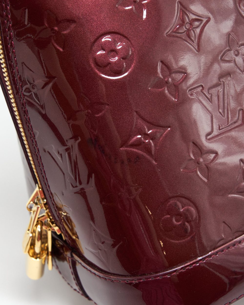 AAA Replica Louis Vuitton LV ALMA PM PATENT AMARANTE GHW