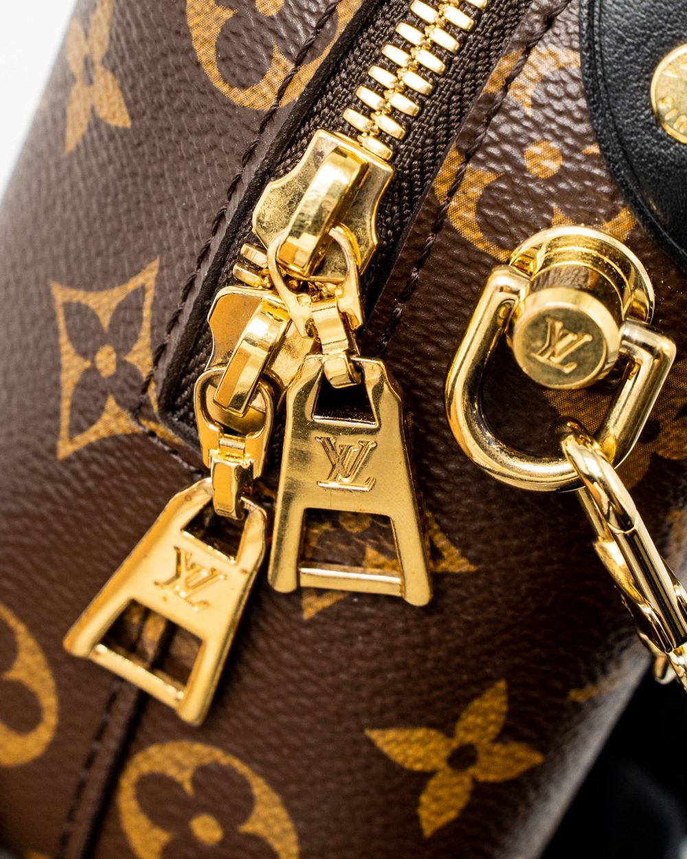 AAA Replica Louis Vuitton LV PETITE MALLE SOUPLE MONOGRAM CANVAS BLACK GHW (NEW VERSION)