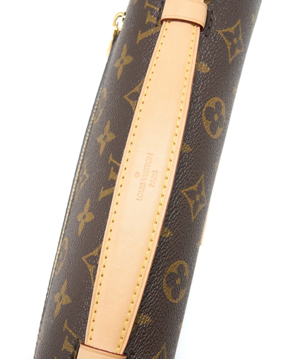 AAA Replica Louis Vuitton LV POCHETTE MÉTIS MONOGRAM CANVAS GHW