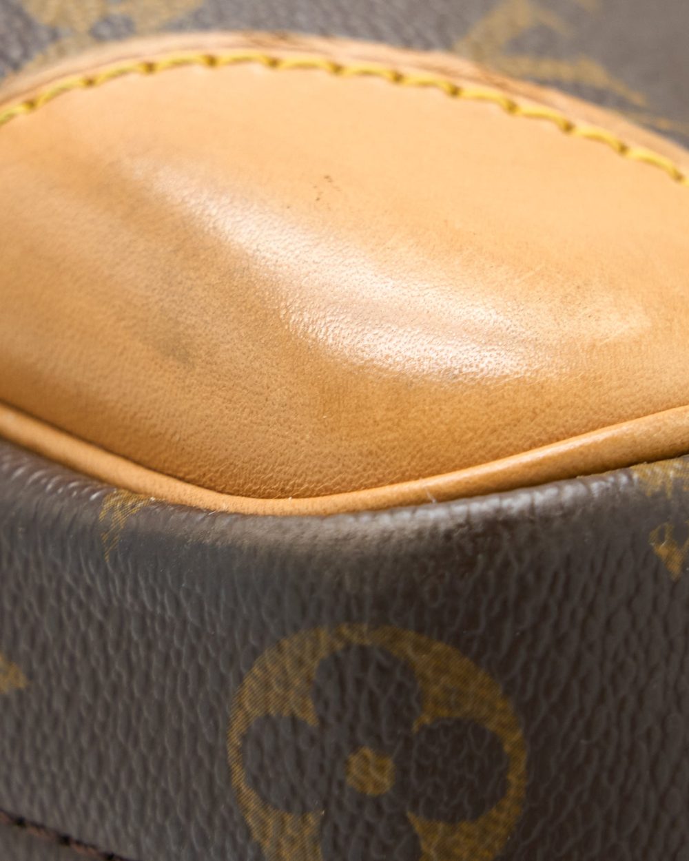 AAA Replica Louis Vuitton LV LARGE LUGGAGE BAG MONOGRAM CANVAS GHW