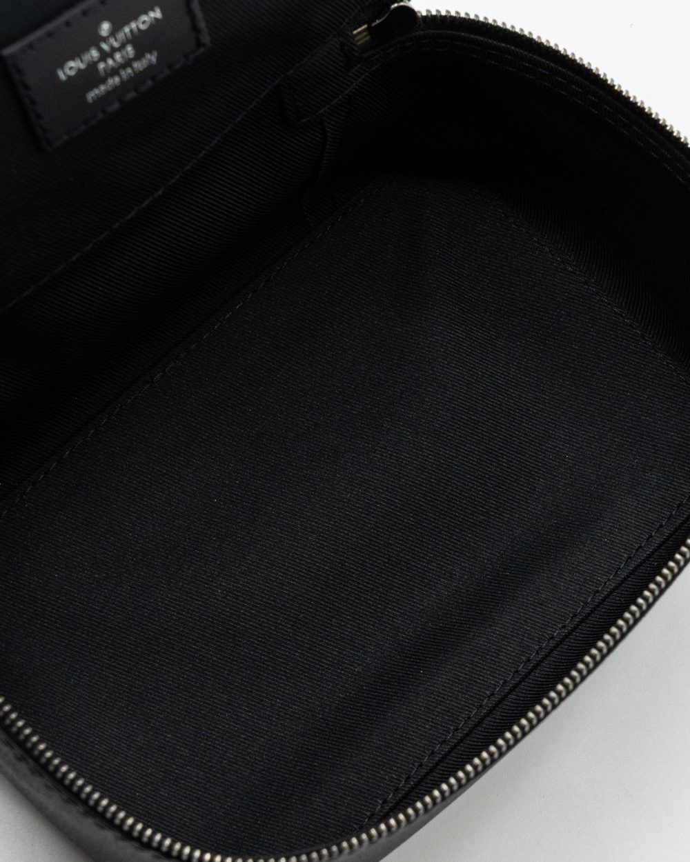 AAA Replica Louis Vuitton LV CUBE DE RANGEMENT PM MONOGRAM ECLIPSE SHW