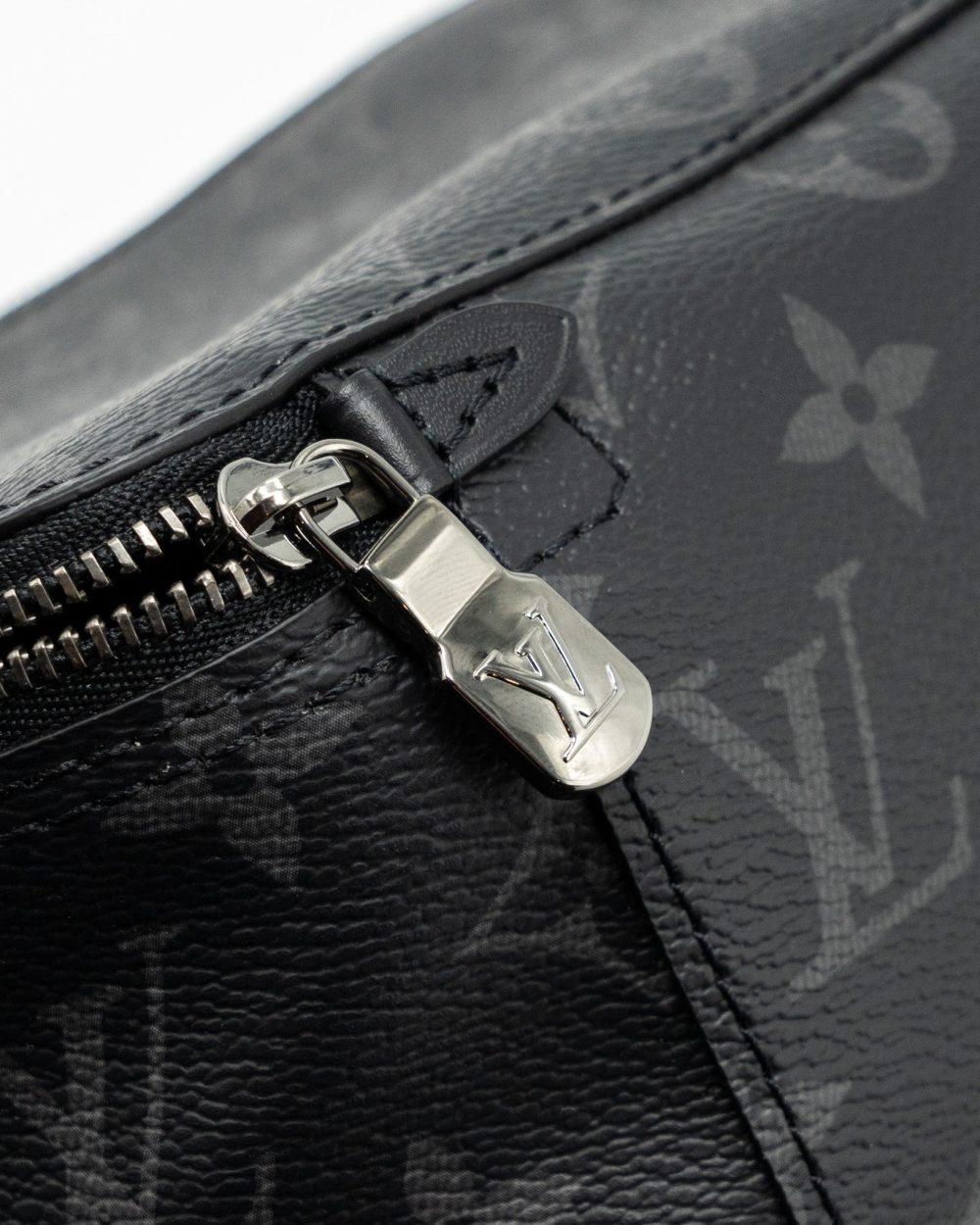 AAA Replica Louis Vuitton LV CUBE DE RANGEMENT PM MONOGRAM ECLIPSE SHW