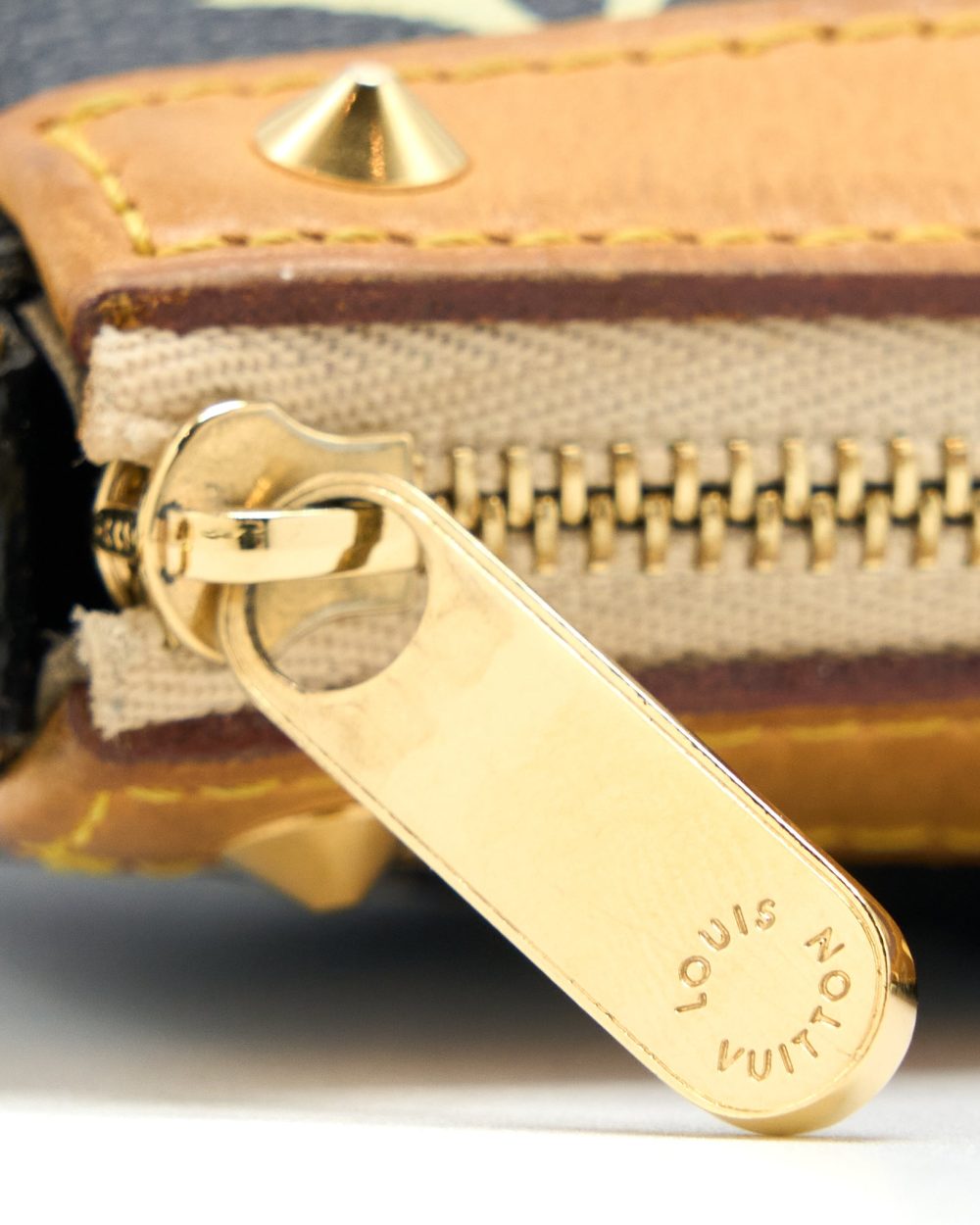 AAA Replica Louis Vuitton LV POCHETTE ACCESSORIES MONOGRAM CANVAS MULTICOLOUR GHW