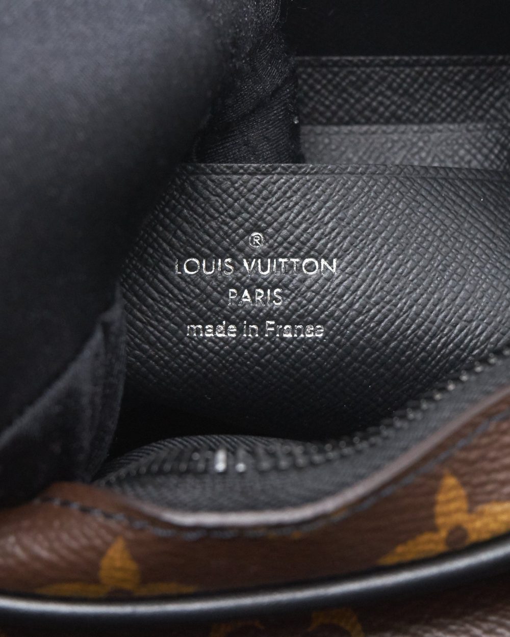 AAA Replica Louis Vuitton LV CROSS BODY CAMERA BAG MONOGRAM