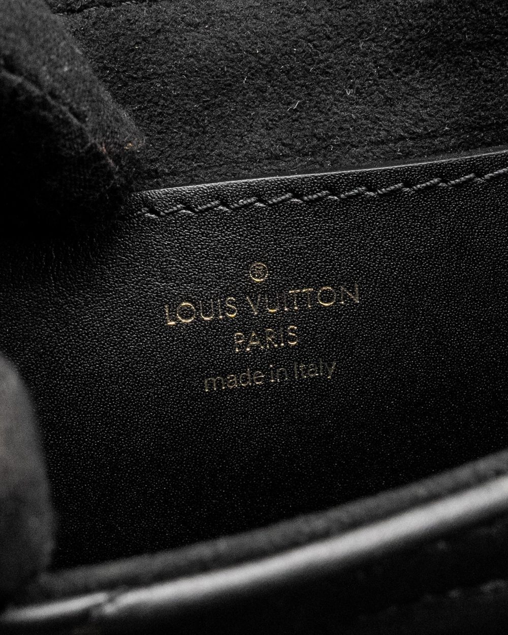 AAA Replica Louis Vuitton LV NEW WAVE MULTI POCHETTE CALFSKIN BLACK GHW