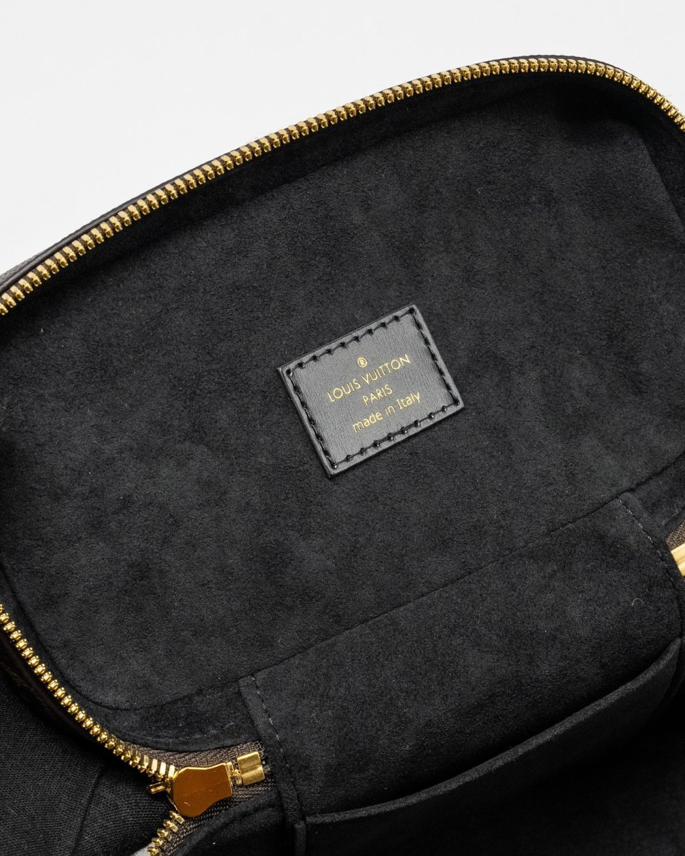 AAA Replica Louis Vuitton LV VANITY CASE PM MONOGRAM REVERSE CANVAS GHW
