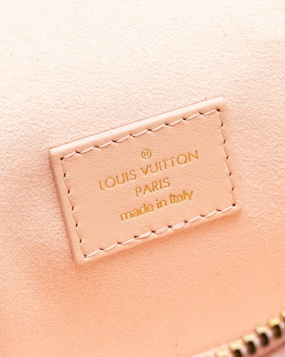 AAA Replica Louis Vuitton LV VANITY POUCH CALFSKIN ROSE JASMIN PINK LGHW 