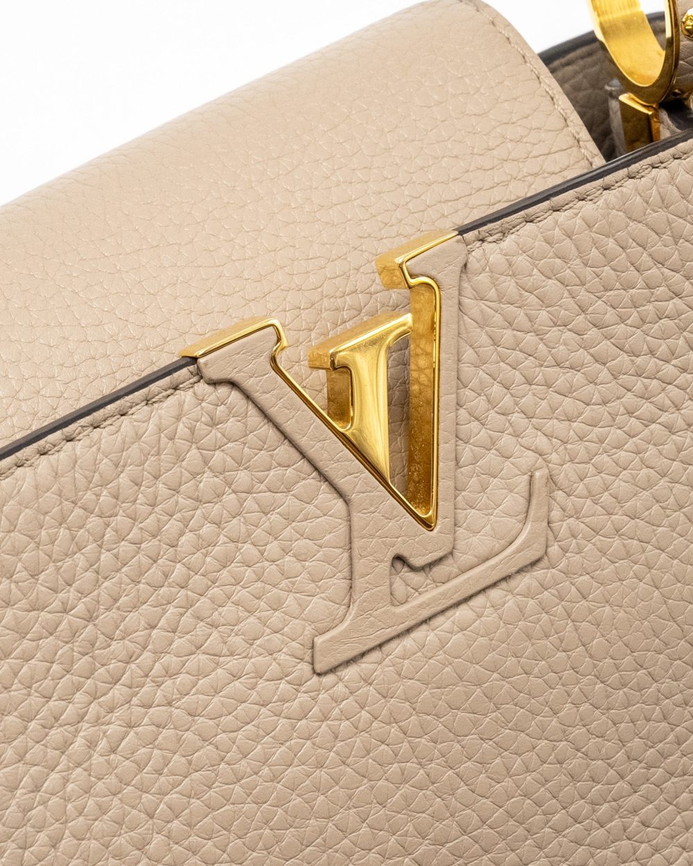AAA Replica Louis Vuitton LV CAPUCINES BB TAURILLON LIGHT GREY GHW
