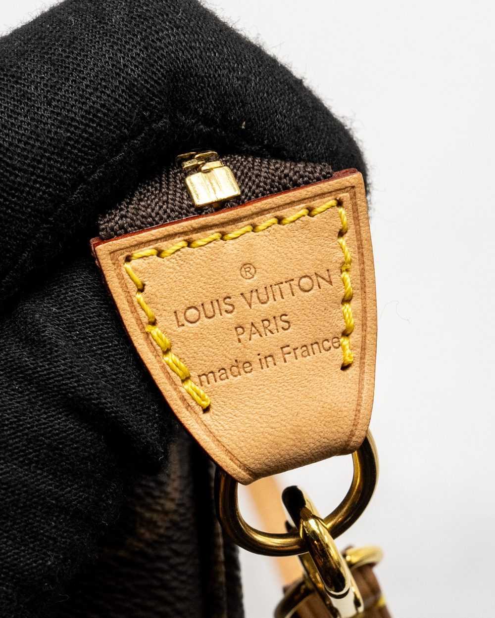 AAA Replica Louis Vuitton LV POCHETTE ACCESSORIES MONOGRAM CANVAS GHW