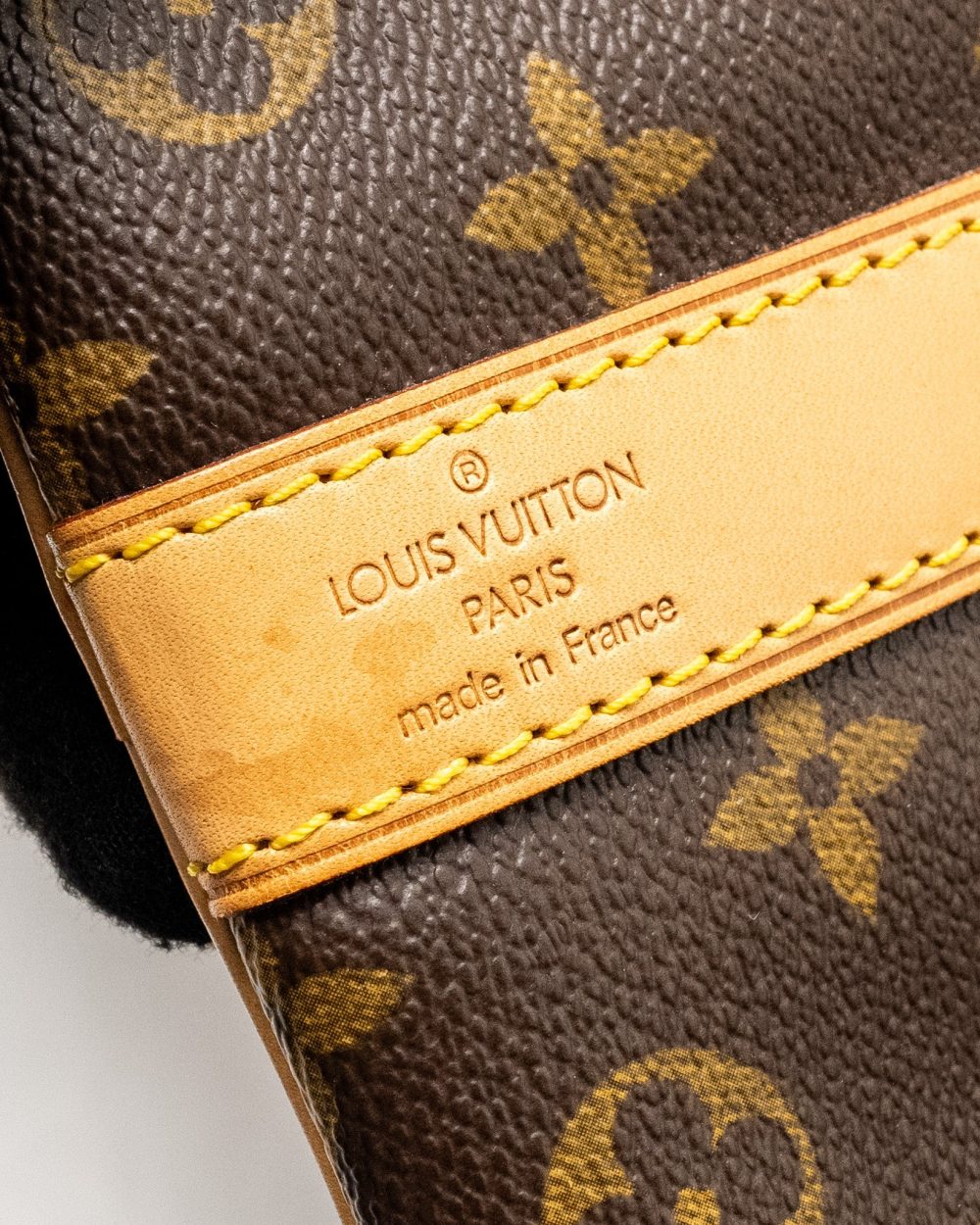 AAA Replica Louis Vuitton LV KEEPALL 50 BANDOULIRE MONOGRAM CANVAS GHW