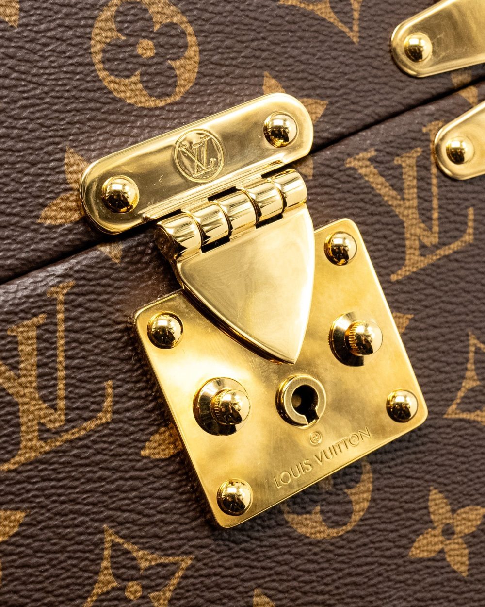 AAA Replica Louis Vuitton LV CAMERA BOX TRUNK MONOGRAM CANVAS/LEATHER GHW