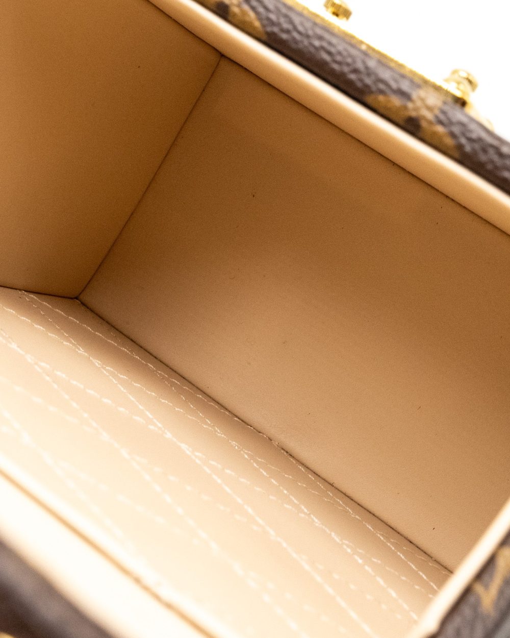 AAA Replica Louis Vuitton LV CAMERA BOX TRUNK MONOGRAM CANVAS/LEATHER GHW