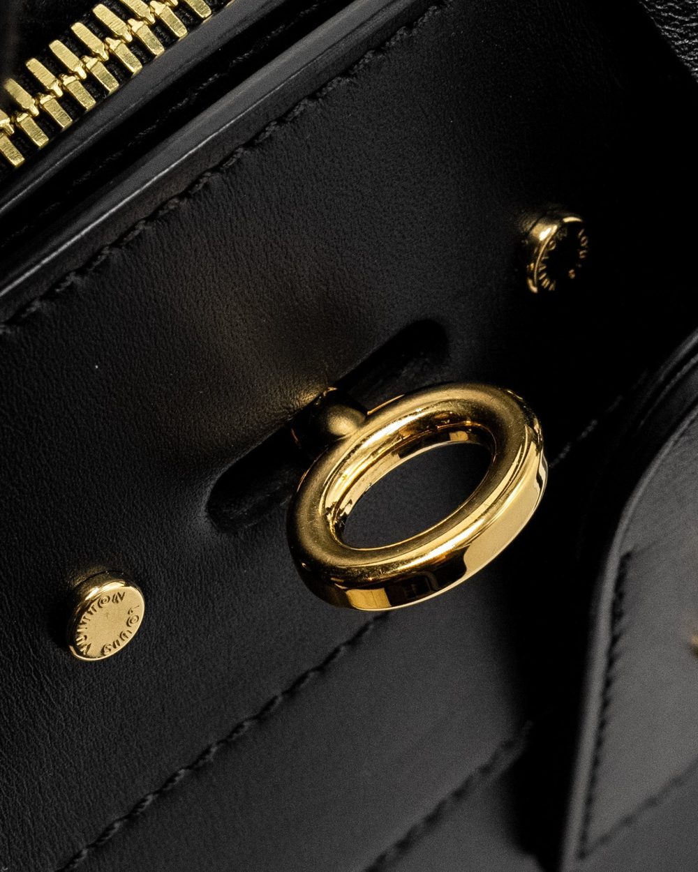 AAA Replica Louis Vuitton LV CITY STEAMER PM GRAINED CALFSKIN BLACK GHW