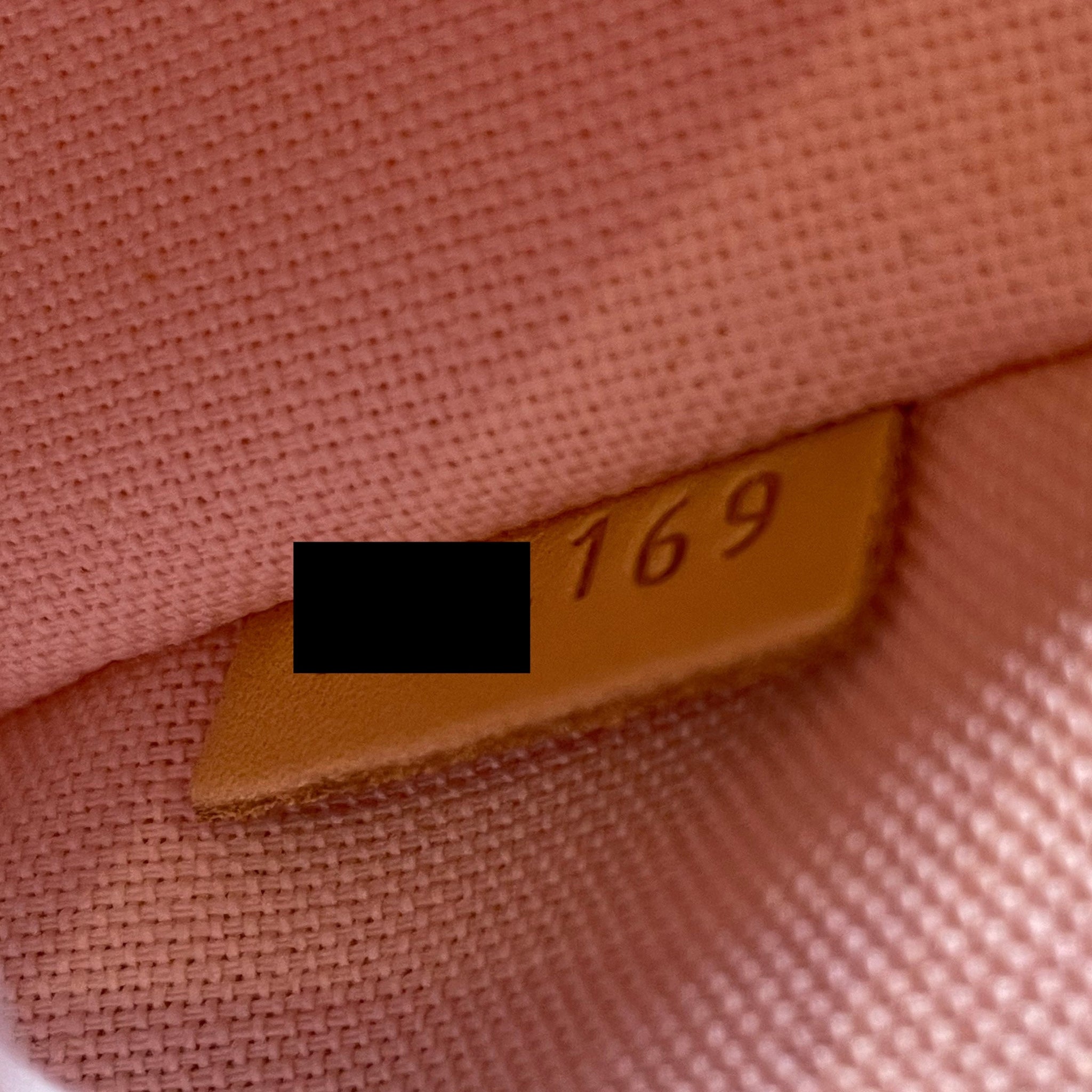 AAA Replica Louis Vuitton LV CROISETTE DAMIER AZUR CANVAS GHW